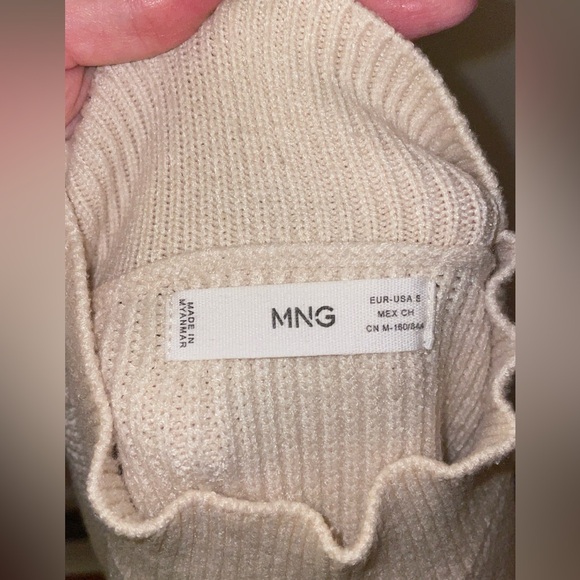 MANGO // cream ivory button detail mockneck sweater rib knit pocket - Picture 9 of 15